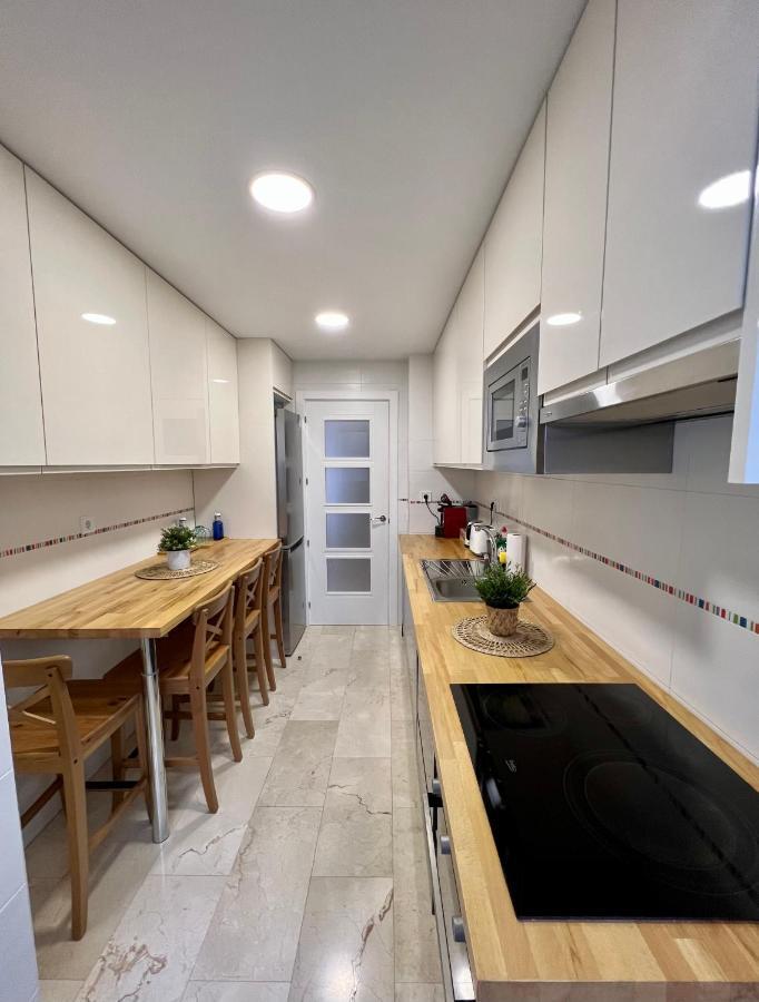 Apartamentos Prestige Suites Malaga III Bagian luar foto