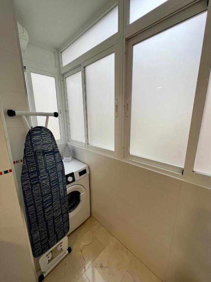 Apartamentos Prestige Suites Malaga III Bagian luar foto
