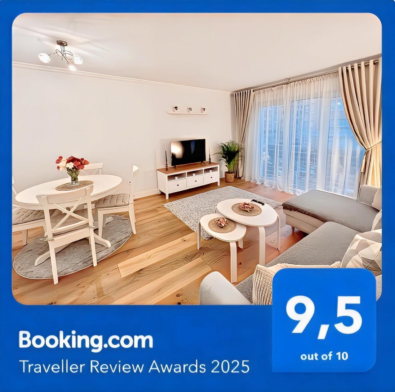Apartamentos Prestige Suites Malaga III Bagian luar foto